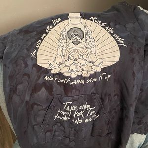 NEW merch “you and me are like drugs and candy”